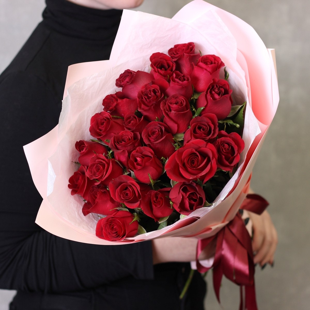 25 krasnyh roz 3